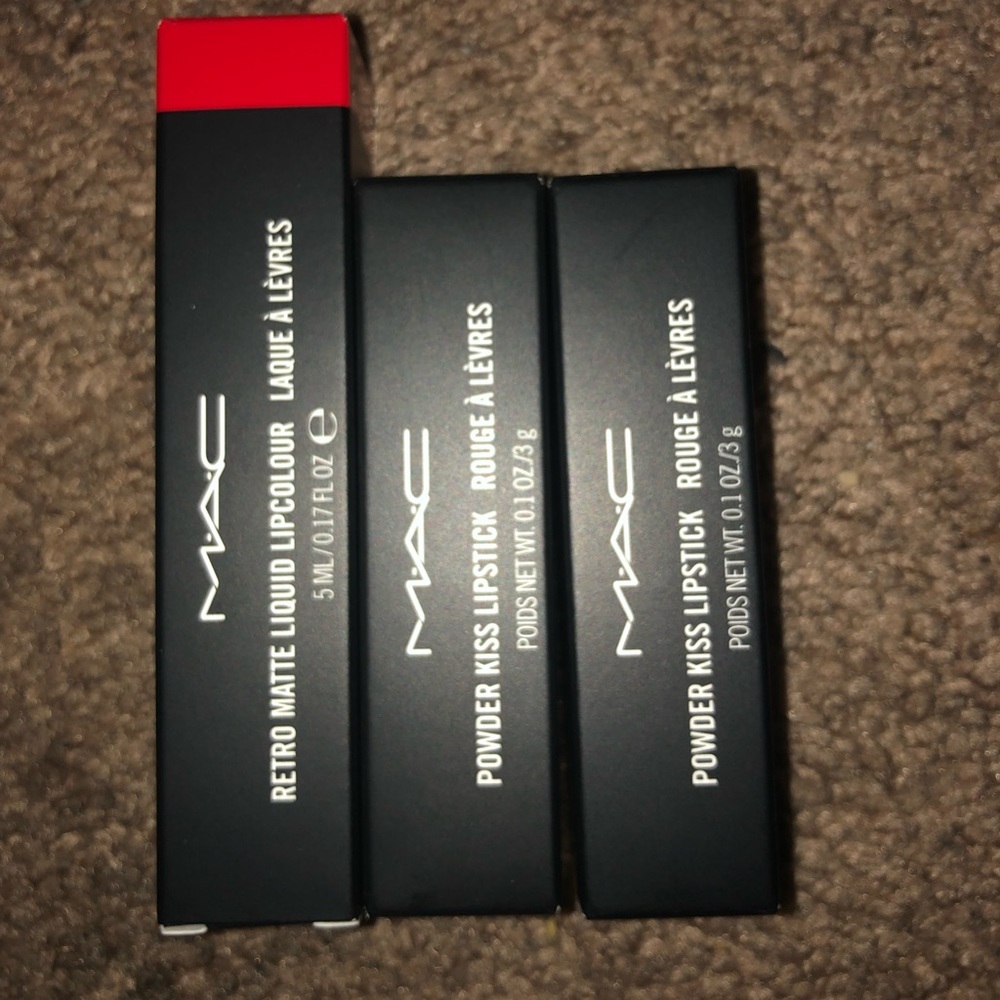 Brand new Mac lipsticks - Picture 1 of 4